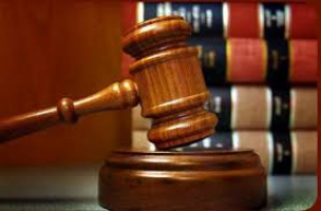 Պետությանն առանձնապես խոշոր չափերի գույքային վնաս պատճառելու կասկածանքով